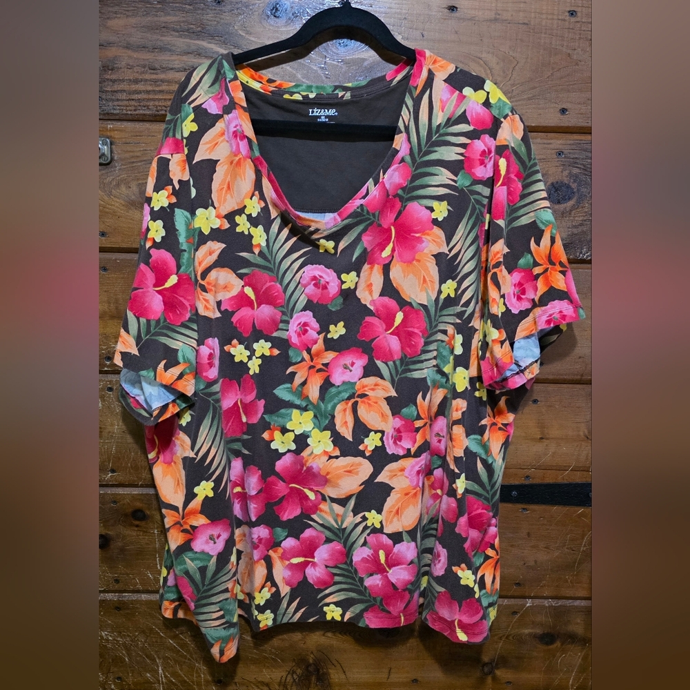 Liz & Me Brown Tropical Floral V-Neck Women’s Top